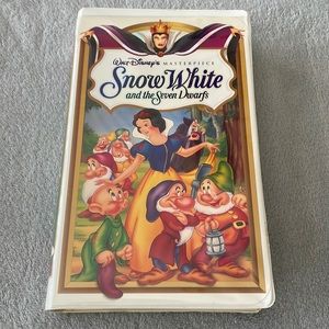Walt Disney’s Snow White and the Seven Dwarfs VHS Masterpiece Collection.